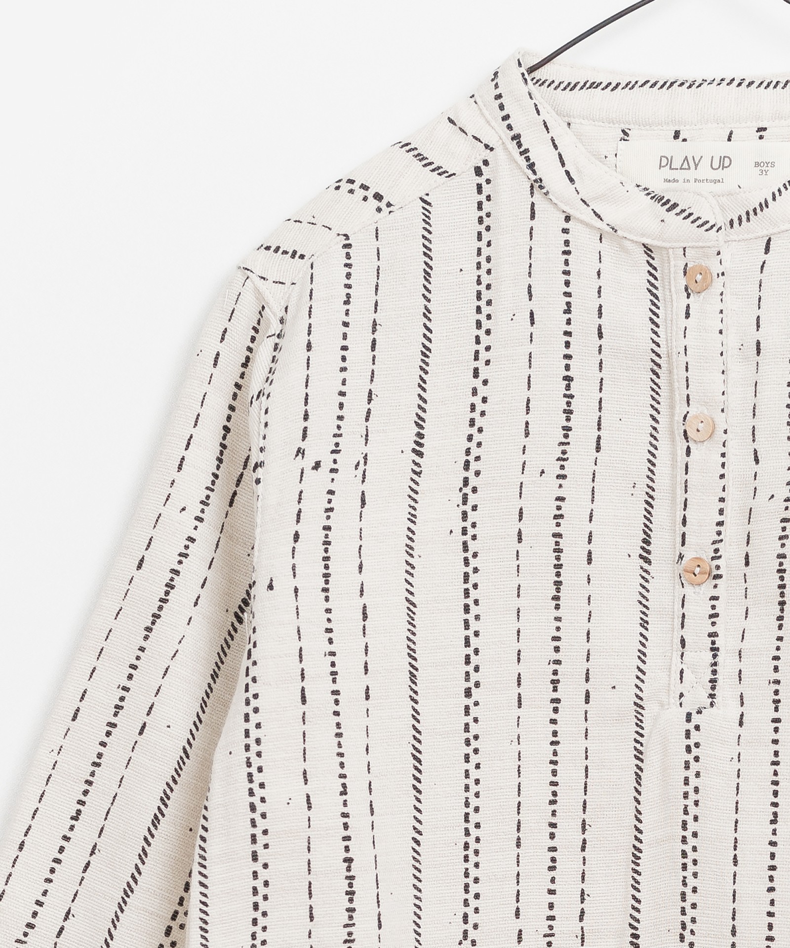 Camisa de Tecido Estampada