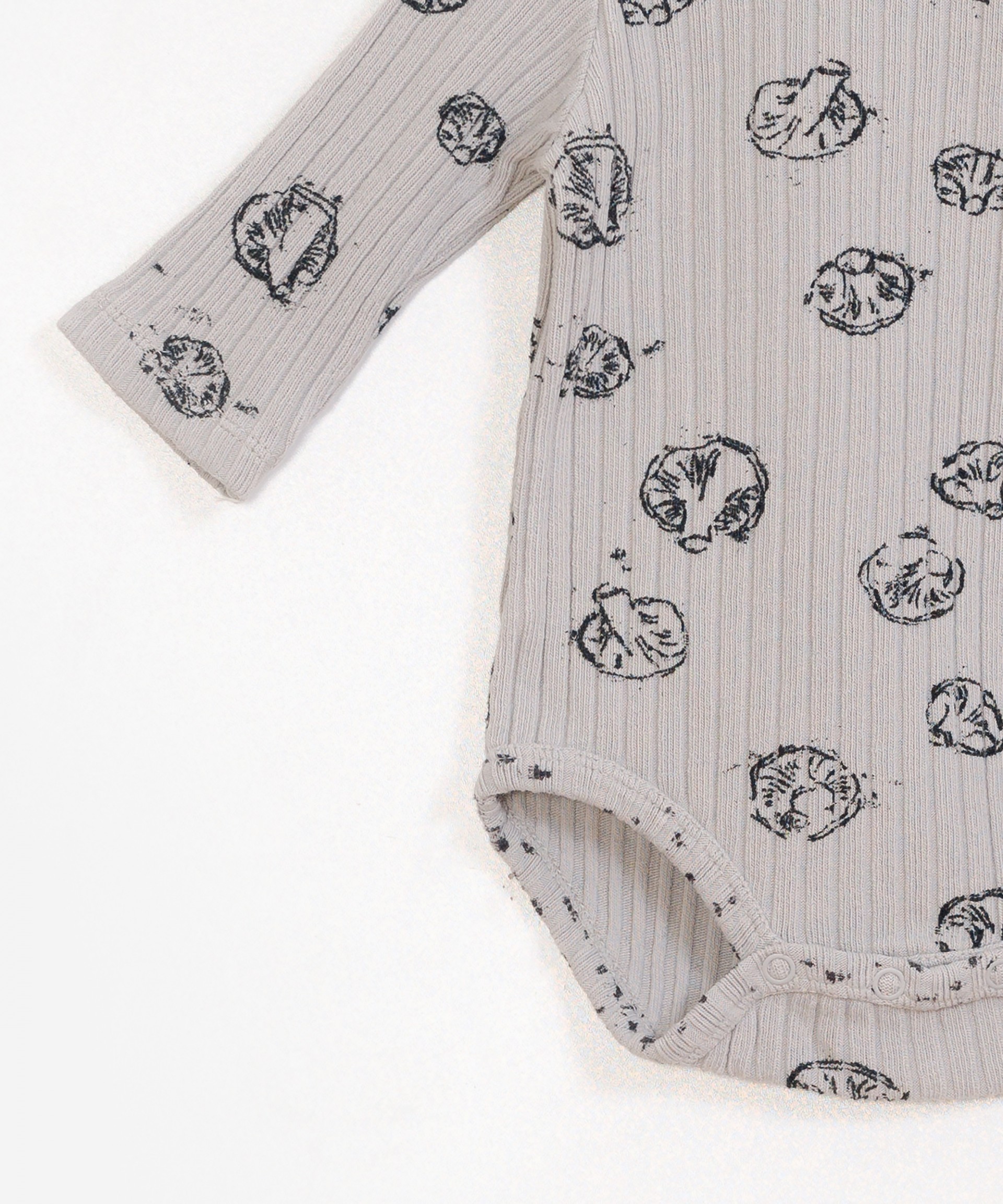 Body decote envelope canelado e estapado total