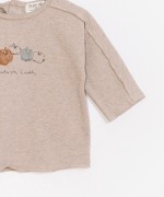 Camiseta de punto con materia prima reciclada