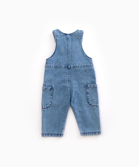 Jardineiras de ganga com botões