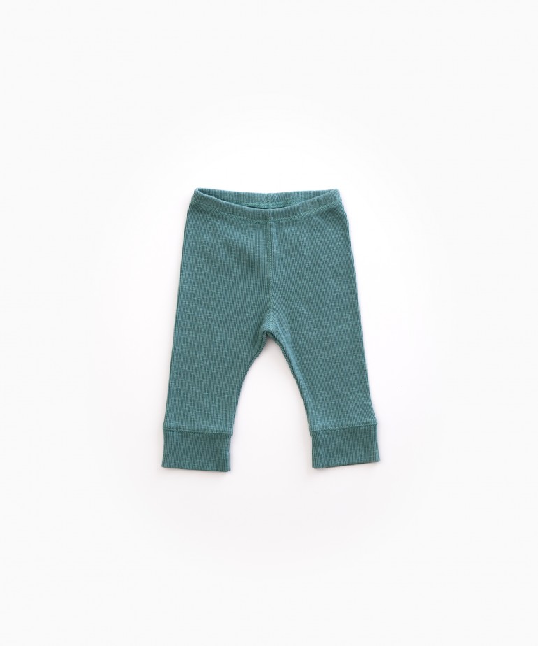 Leggings b�sicos canelados