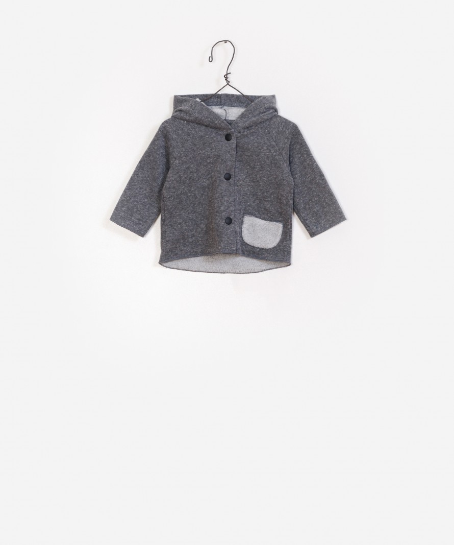 Casaco com capuz estampado allover