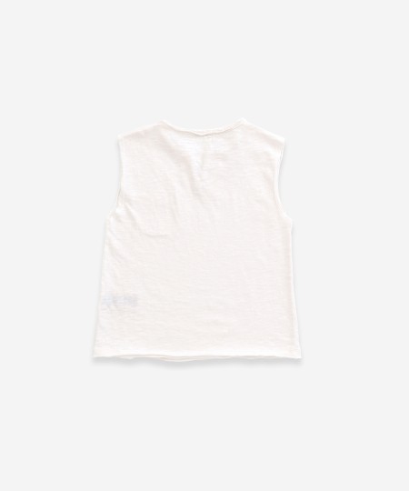 Sleeveless t-shirt