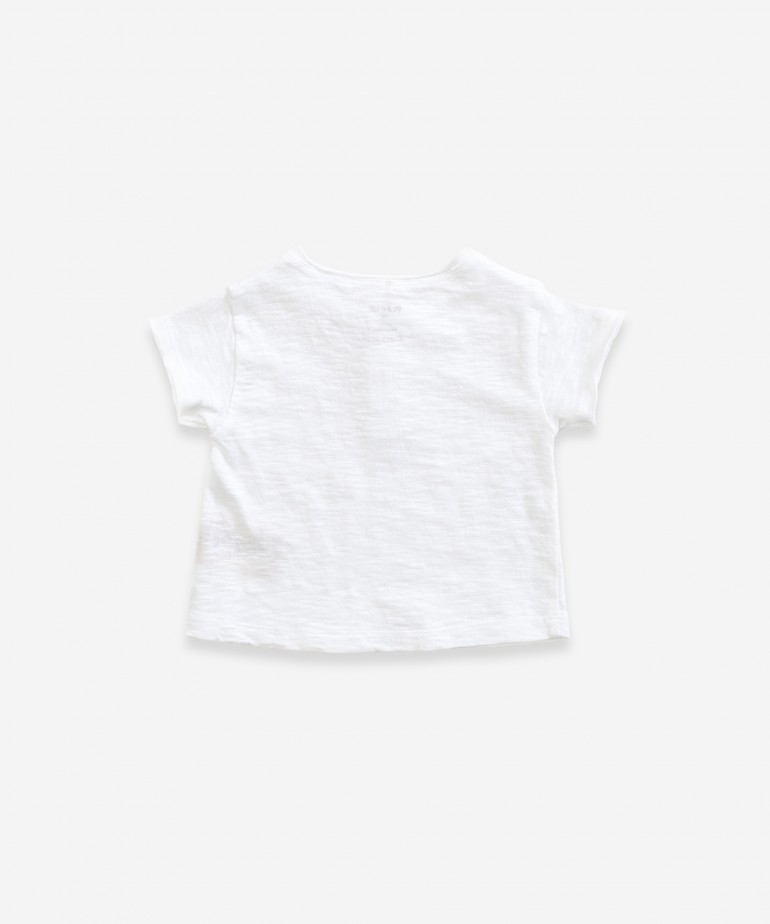 T-shirt with buttons 