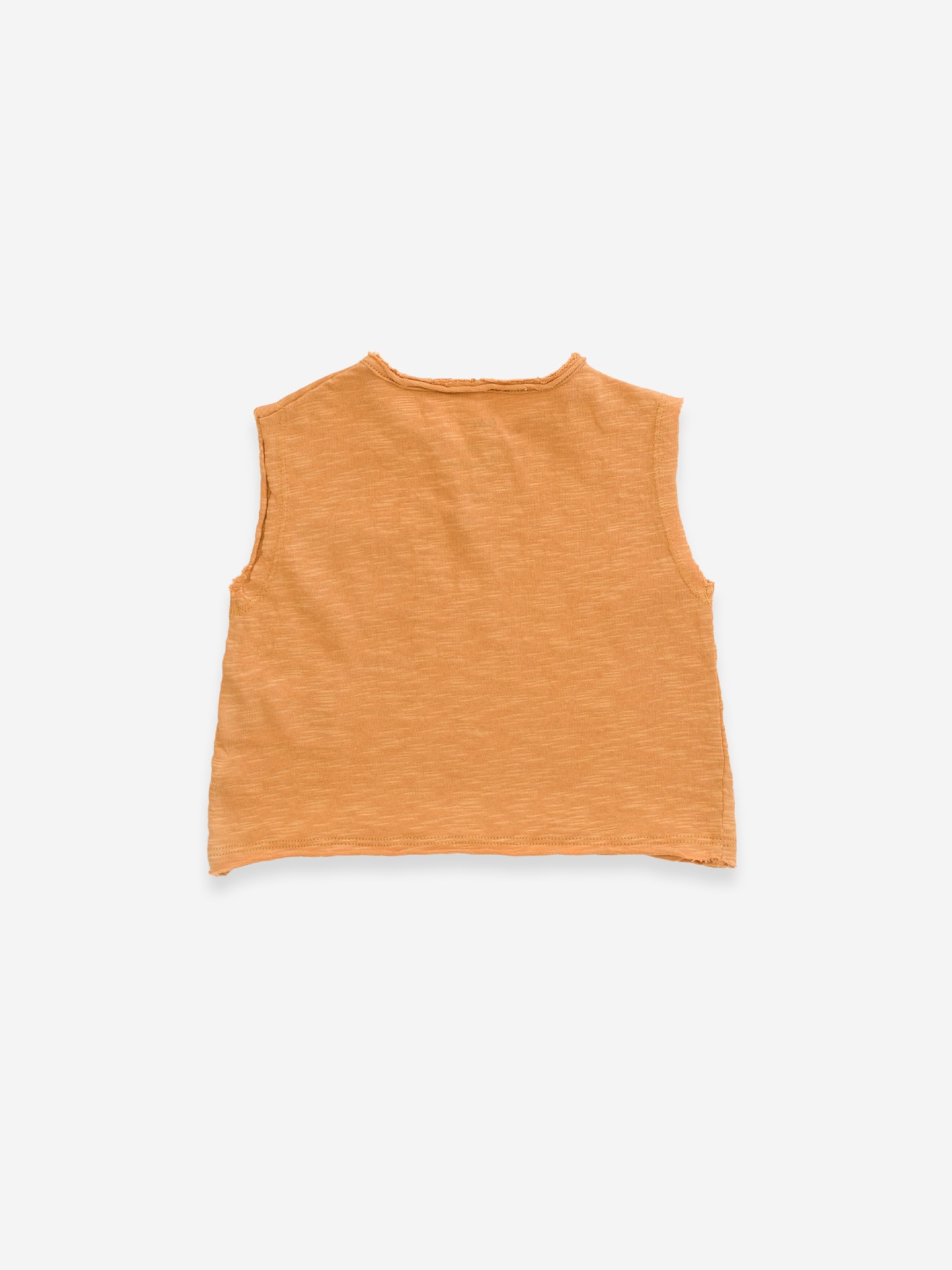 Sleeveless t-shirt