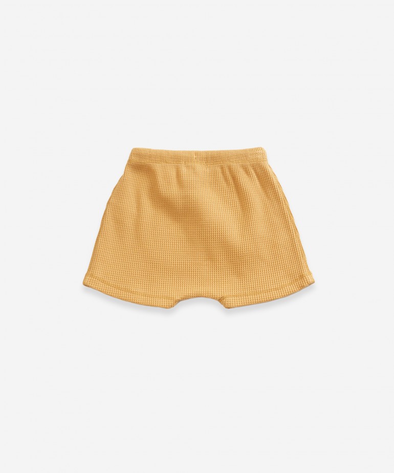 Shorts with kangaroo pocket