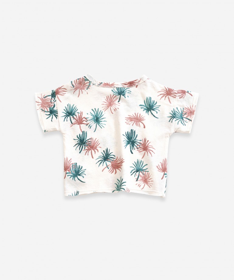 T-shirt with palmtree print