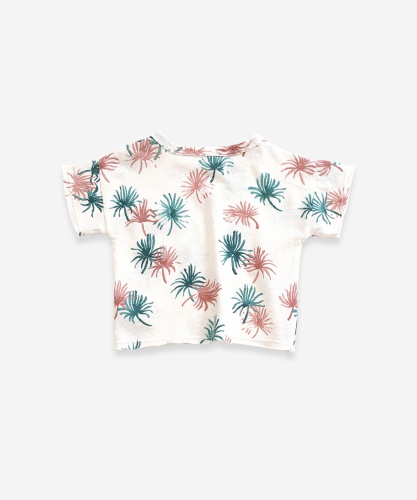 Camiseta con estampado de palmeras