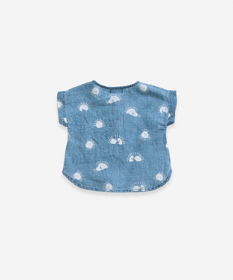 Camisa con estampado de sol