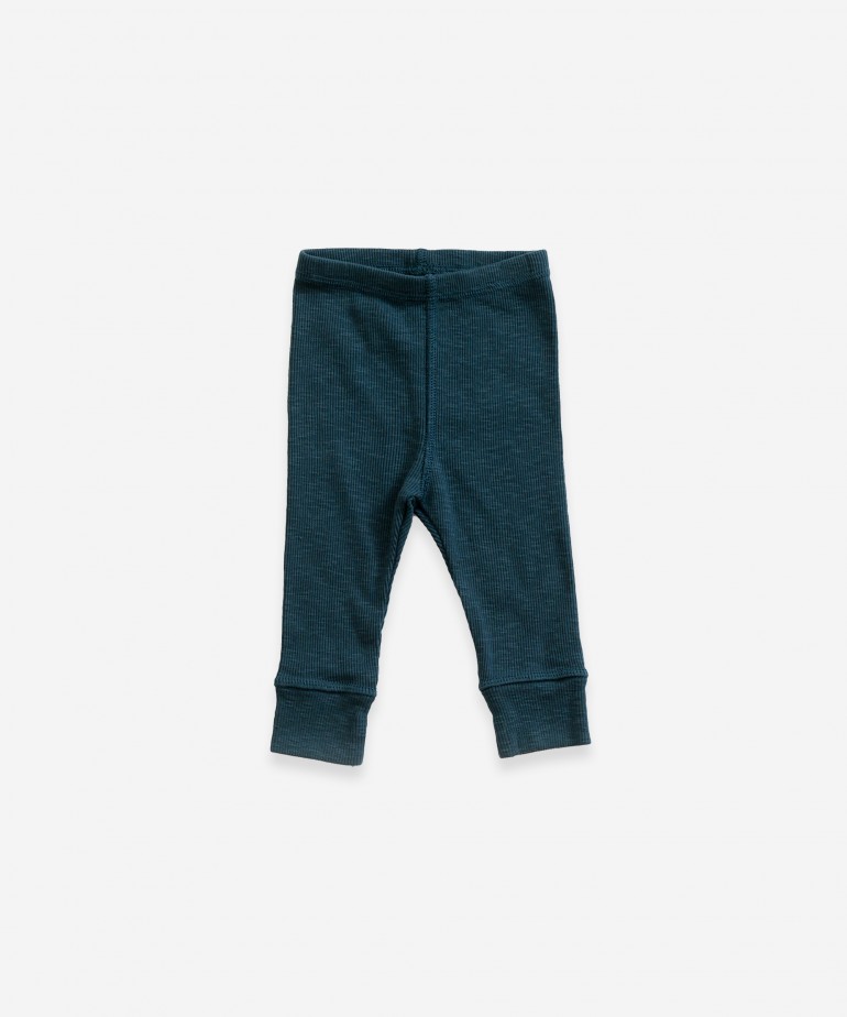 Leggings with elastic cuffs