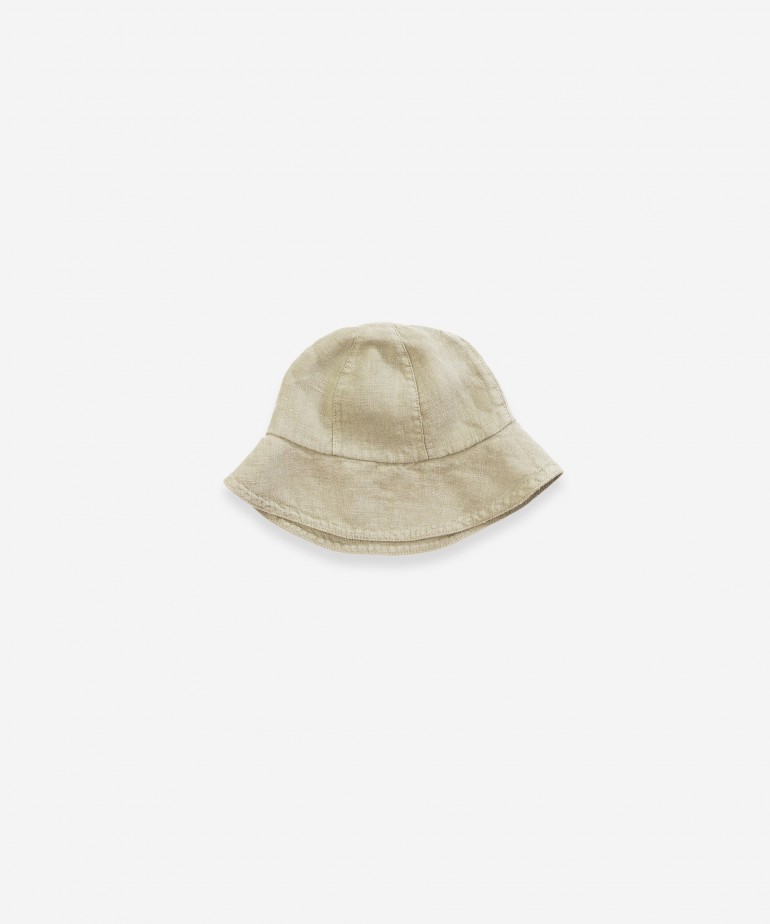 Linen hat
