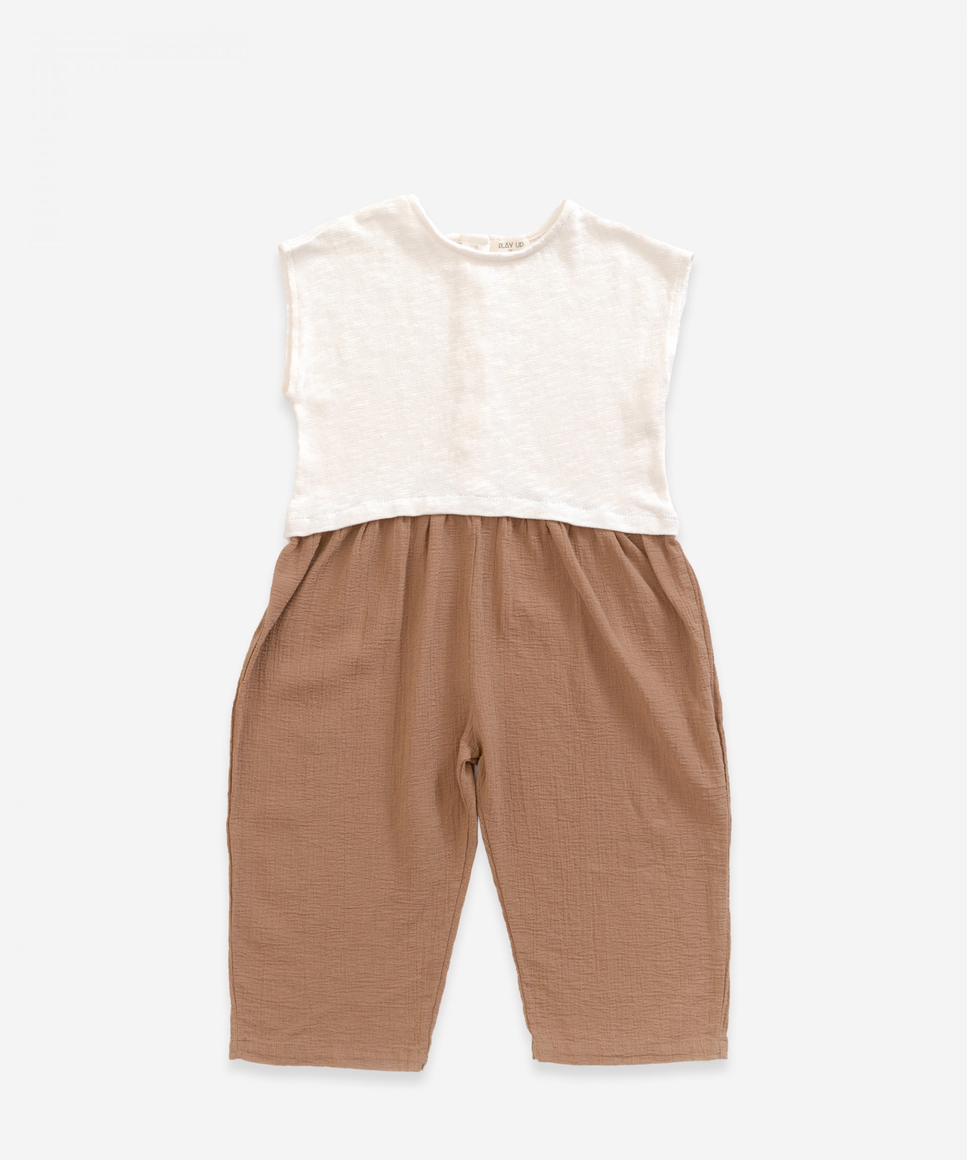 Macac�o em malha e tecido | Weaving