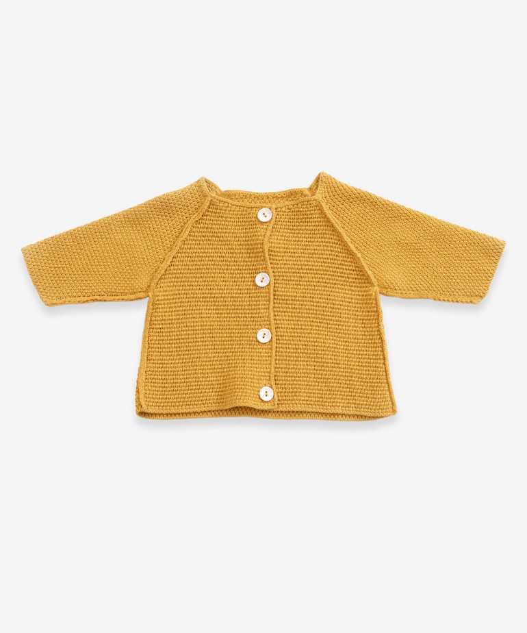 Knitted jacket in organic cotton
