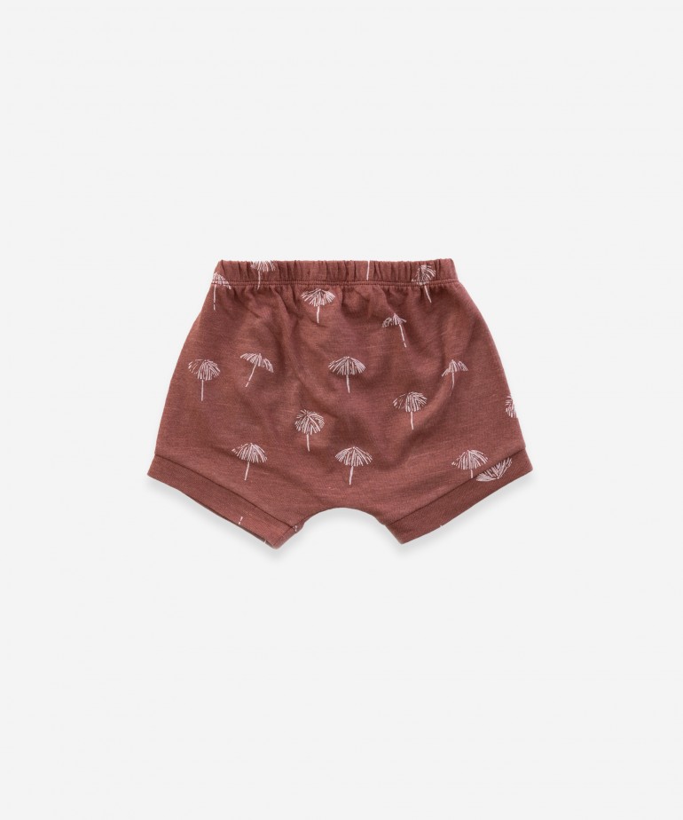 Shorts with parasol print