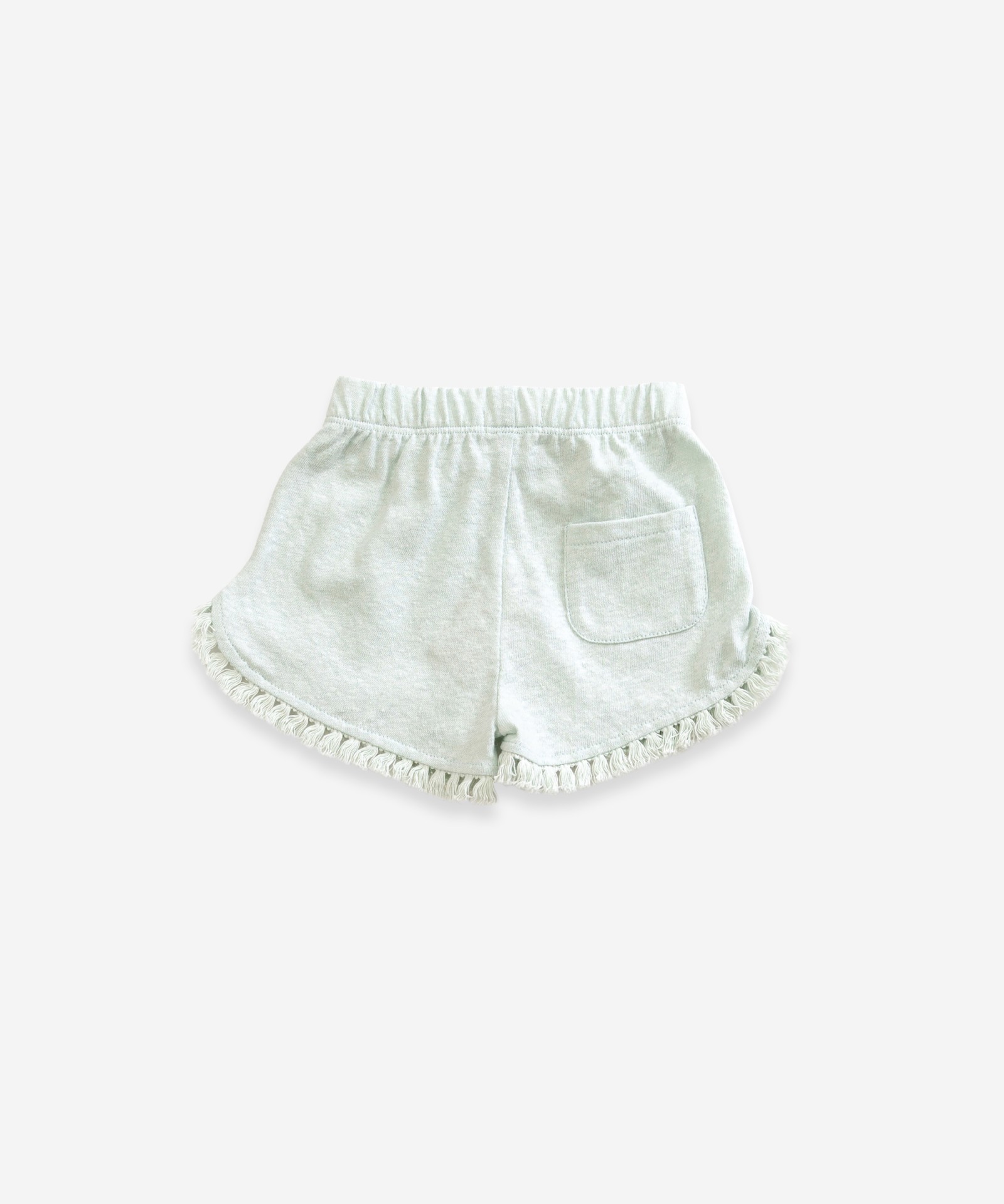 Pantalón corto con flecos