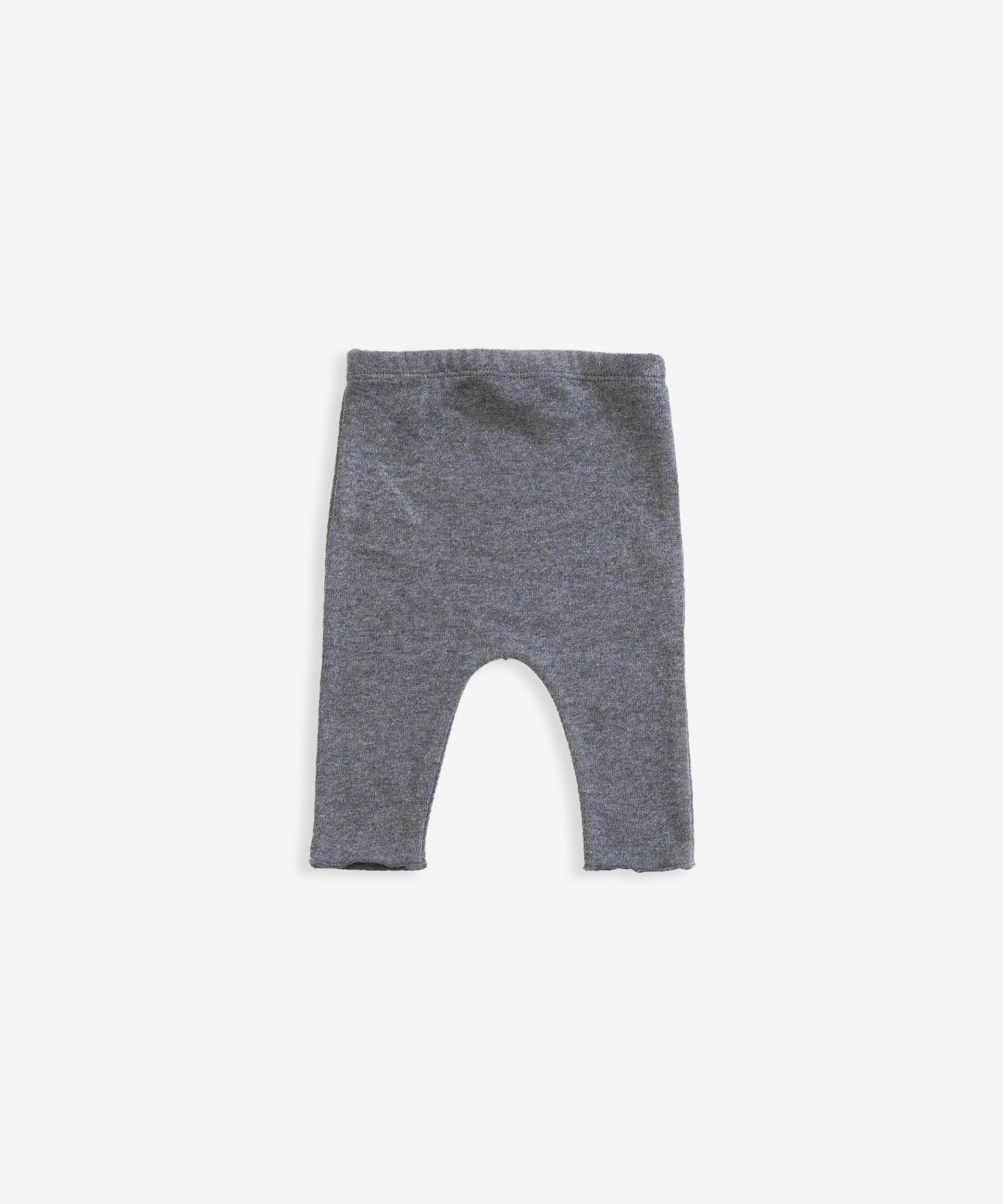 Pantal�n de algod�n org�nico con bot�n decorativo | Weaving