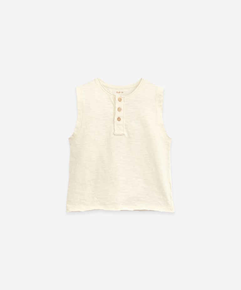 Sleeveless T-shirt in organic cotton