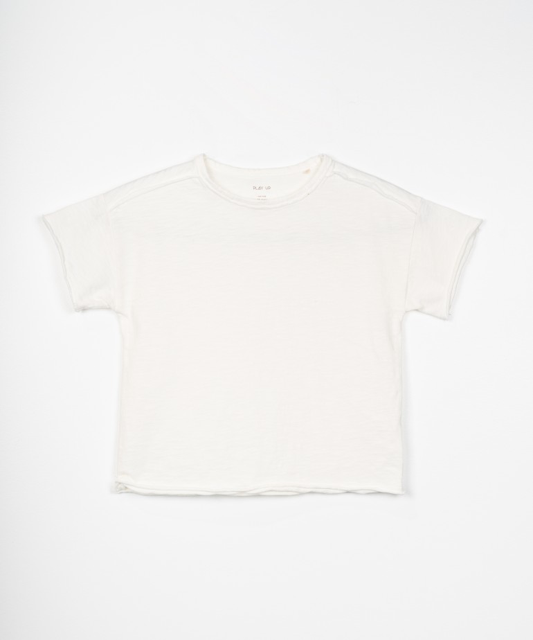 T-shirt em algodão orgânico com pormenor nos ombros