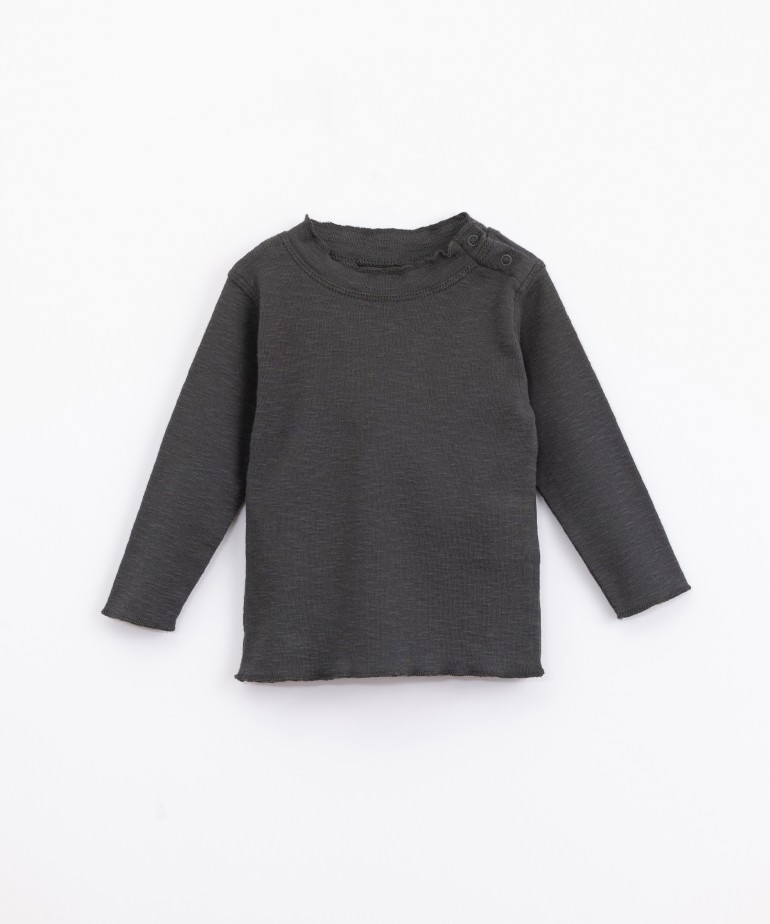 Organic cotton jersey with roll-neck