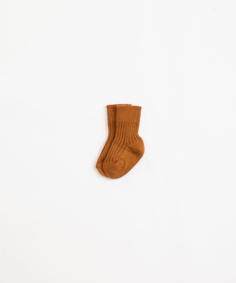 Socks with recycled fibres