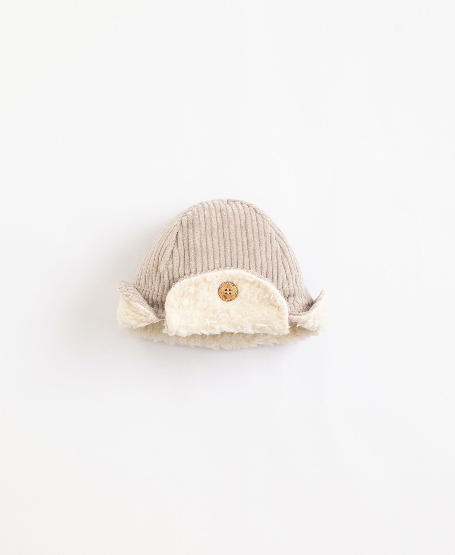 Corduroy hat in organic cotton | Illustration