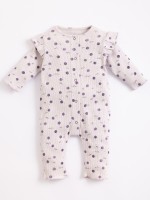 Pyjama with spring clip opening