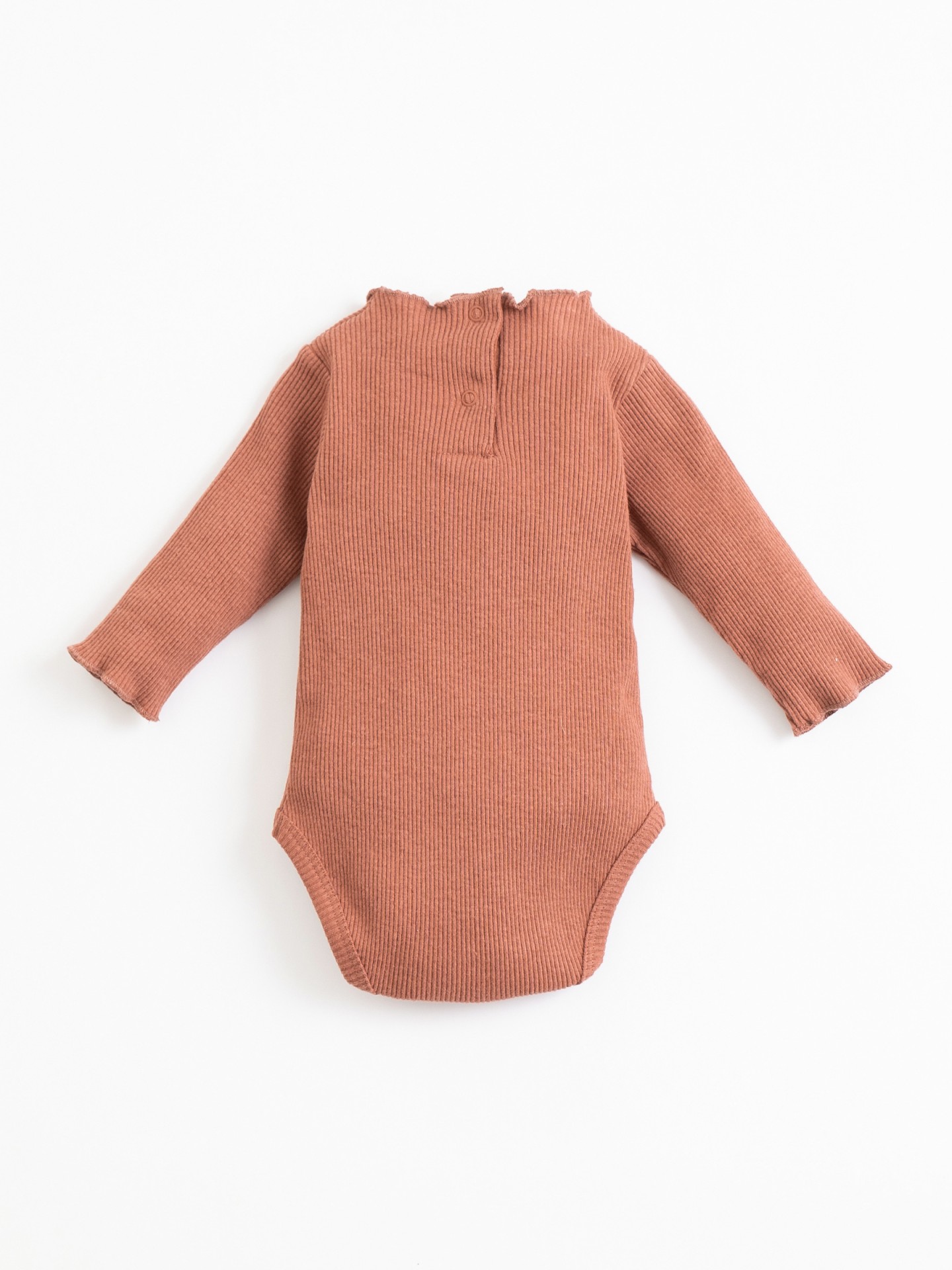 Body avec nervures et col montant