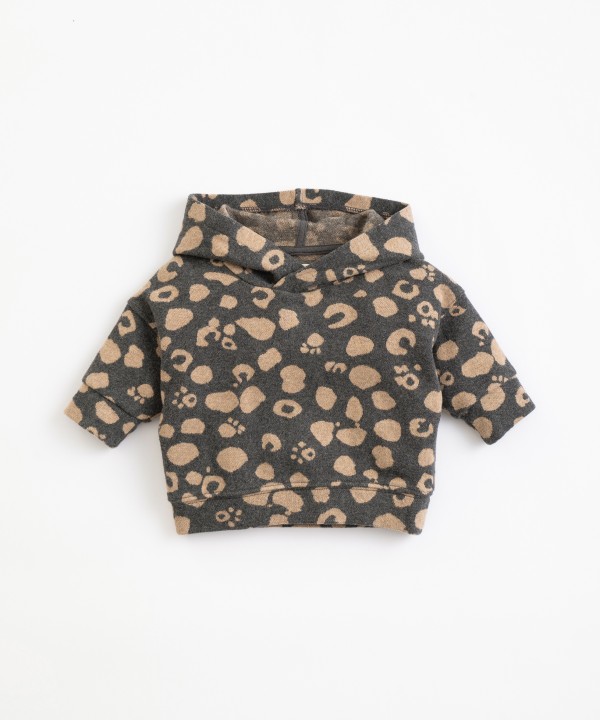 Jersey con patr�n y capucha