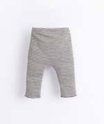 Striped leggings with recycled fibres | Illustration