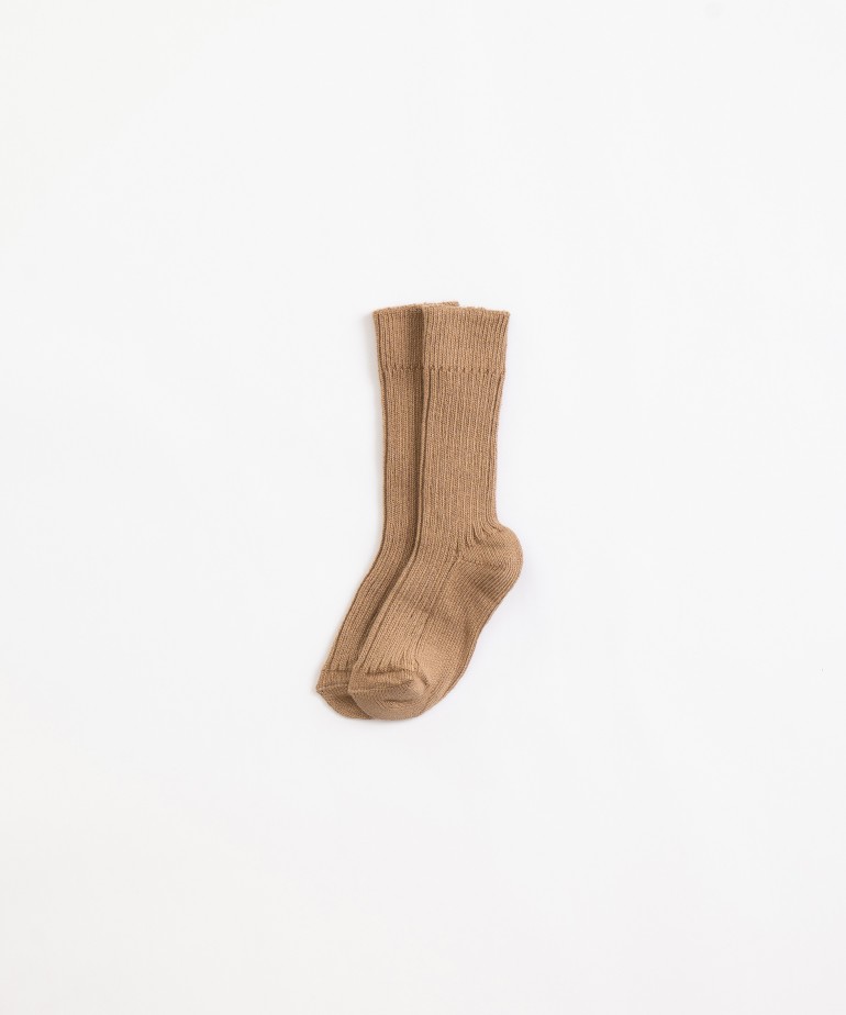 Socks in mixture of organic cotton and recycled fibres