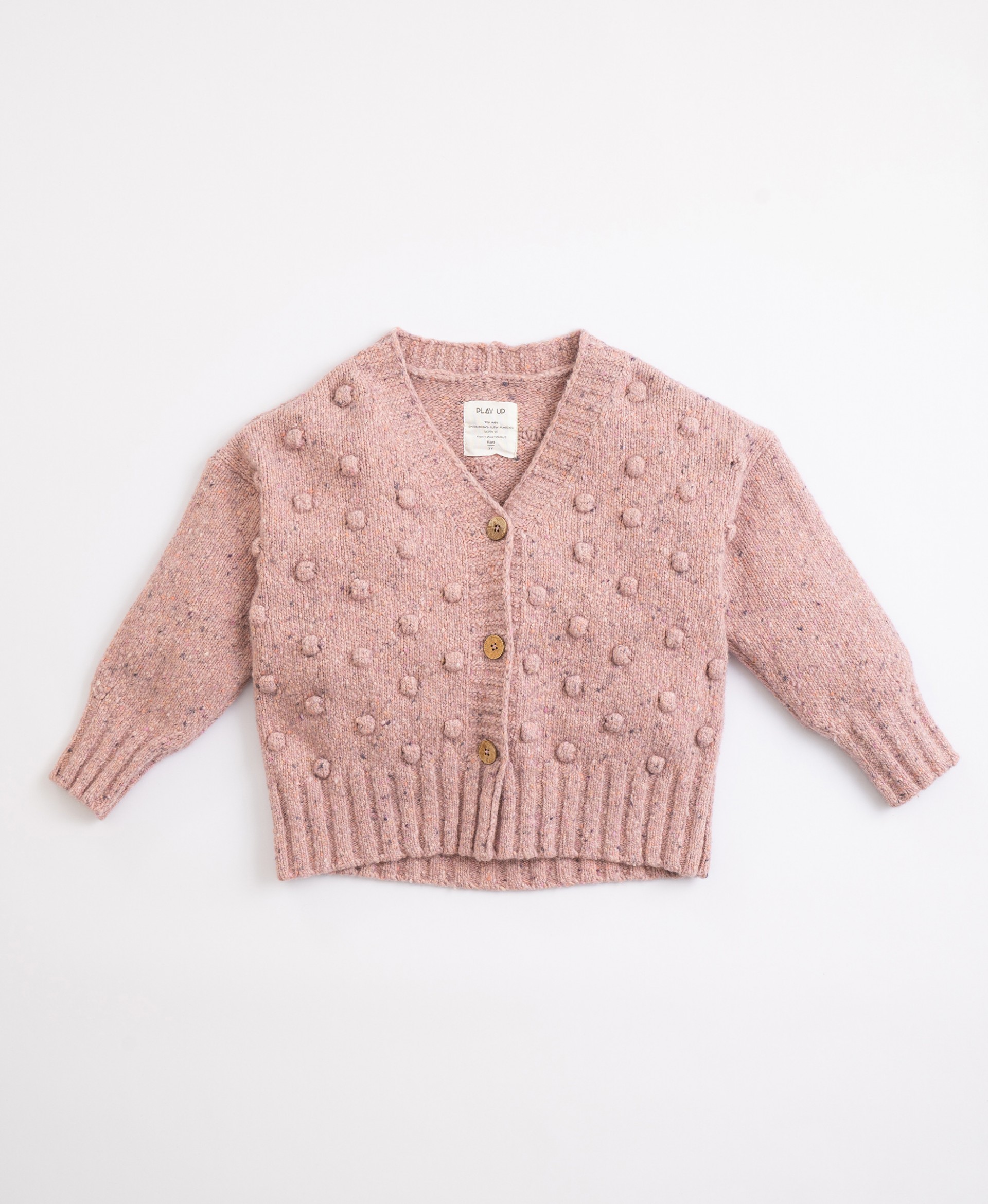 Knitted Jacket with coconut buttons | Illustration