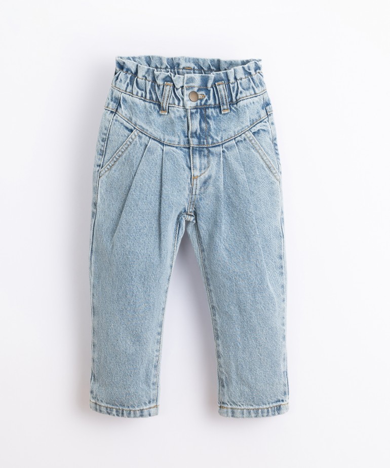 Pantaloni di jeans con elastico in vita