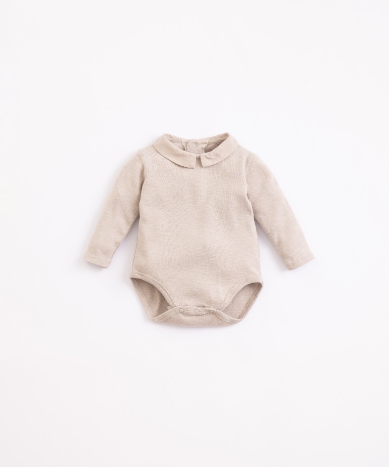 Body in organic cotton with a collar