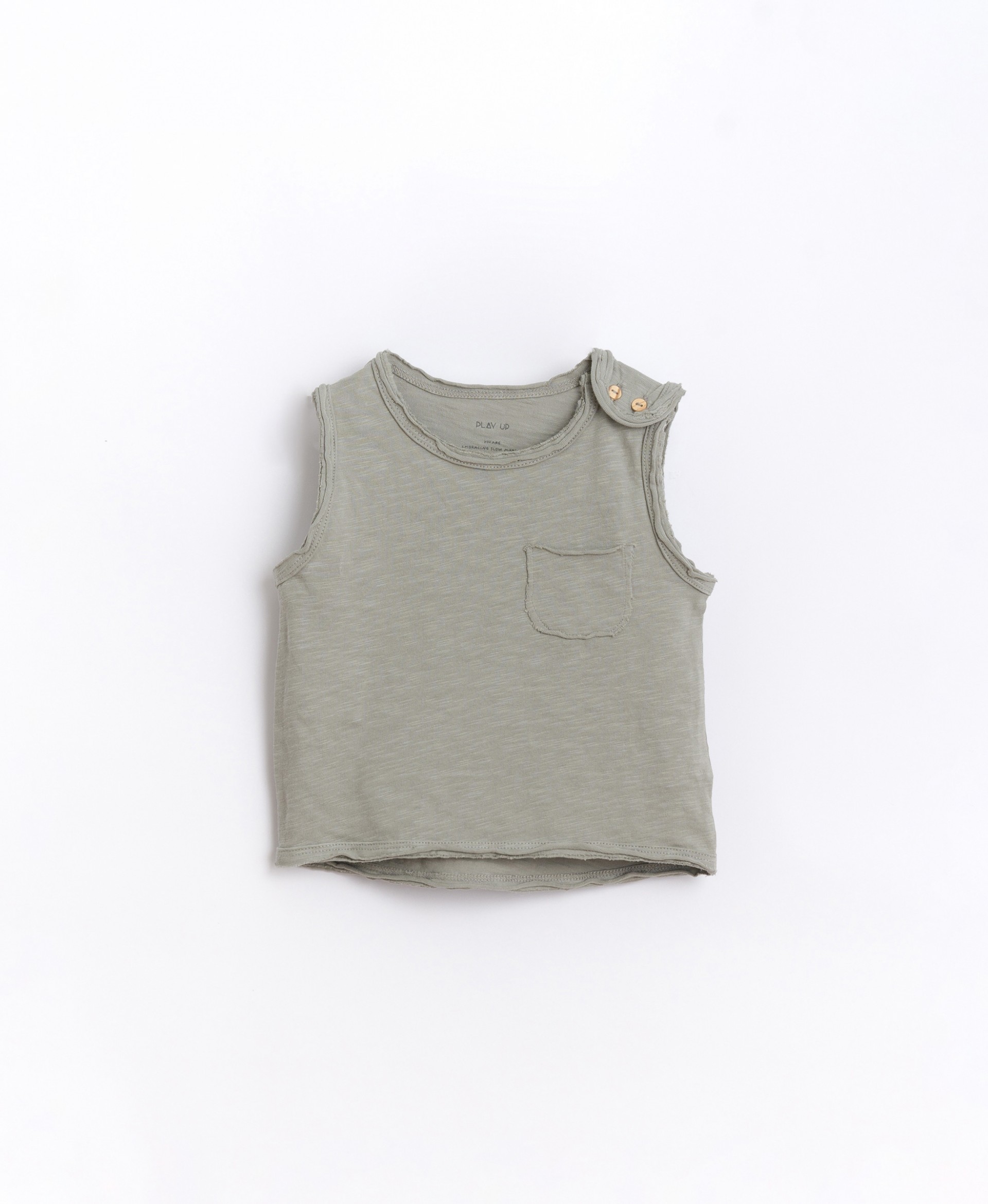 T-shirt sem mangas com abertura no ombro | Basketry