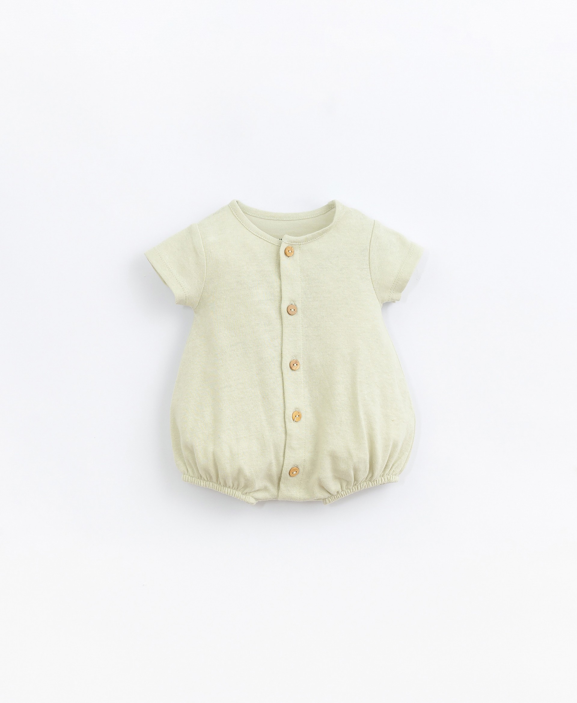 Jumpsuit with wooden button opening | Basketry