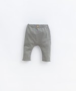 Pants with decorative wooden button | Basketry