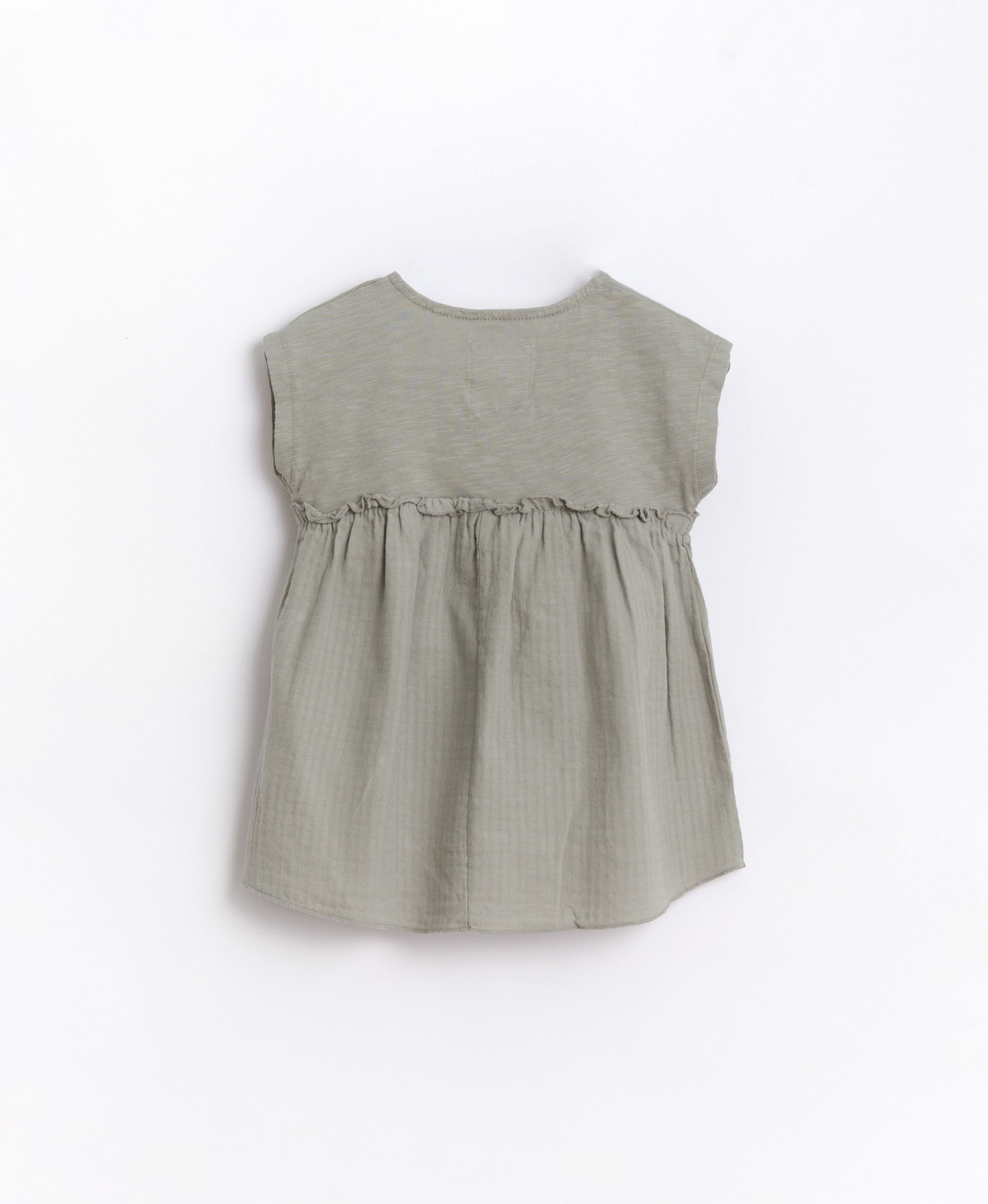 Dress with dropped shoulders | Basketry