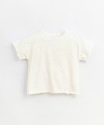 T-shirt com decote redondo | Basketry