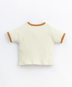 T-shirt with contrasting details | Basketry