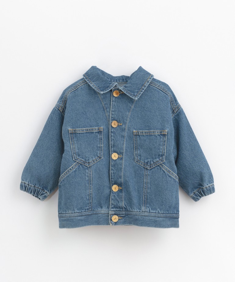 Denim jacket with coconut shell buttons