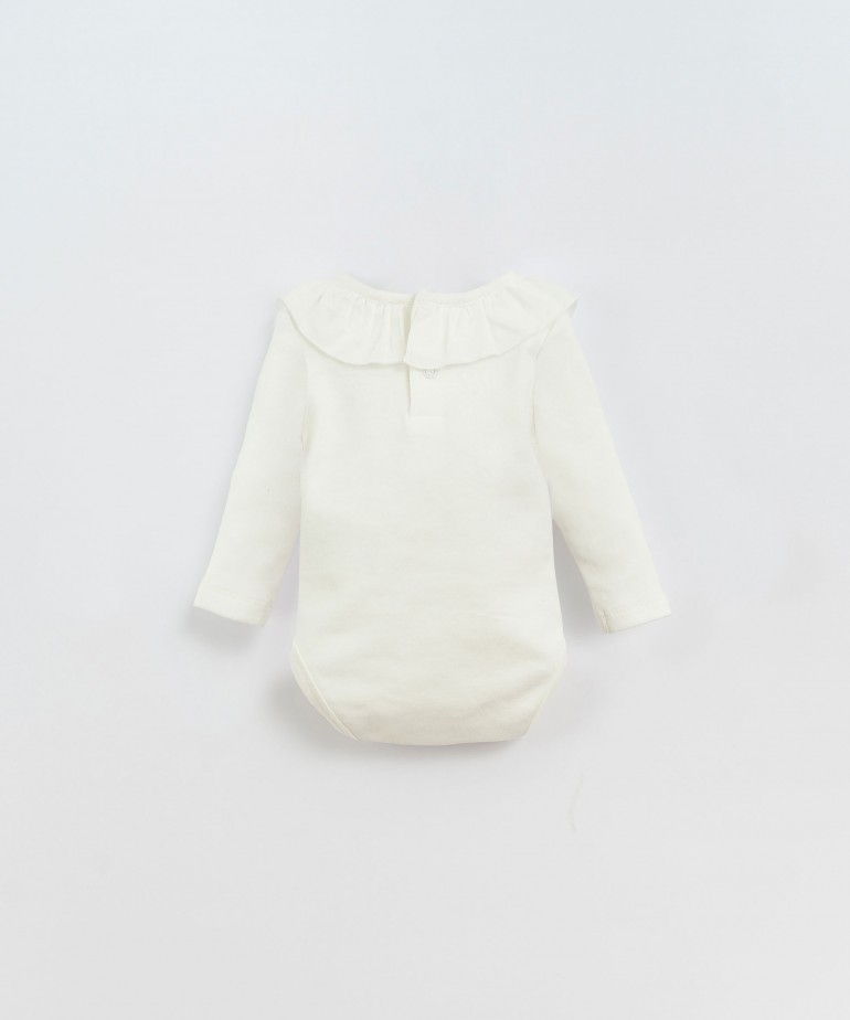 Body con cuello de tela