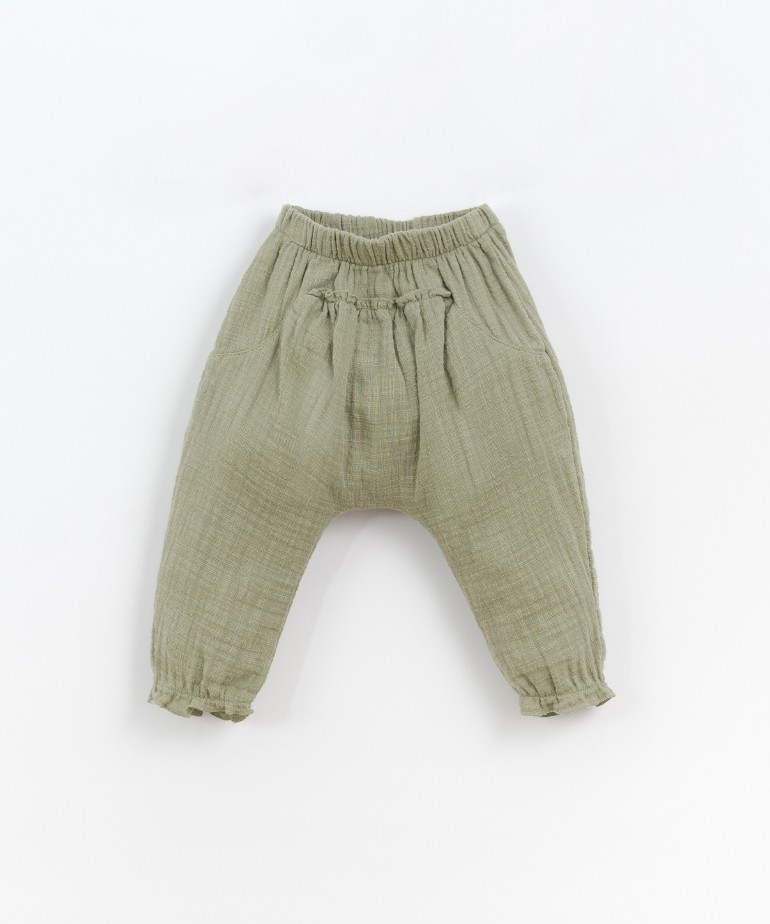 Cotton cloth trousers