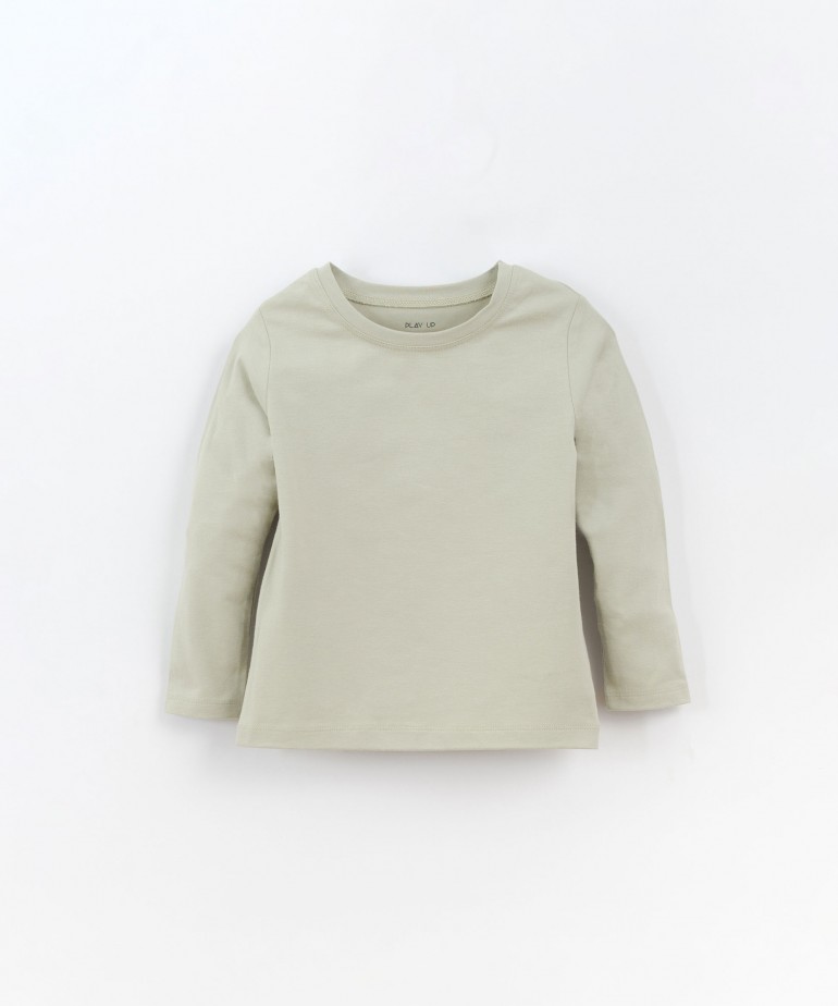 T-shirt lisa em algodo orgnico