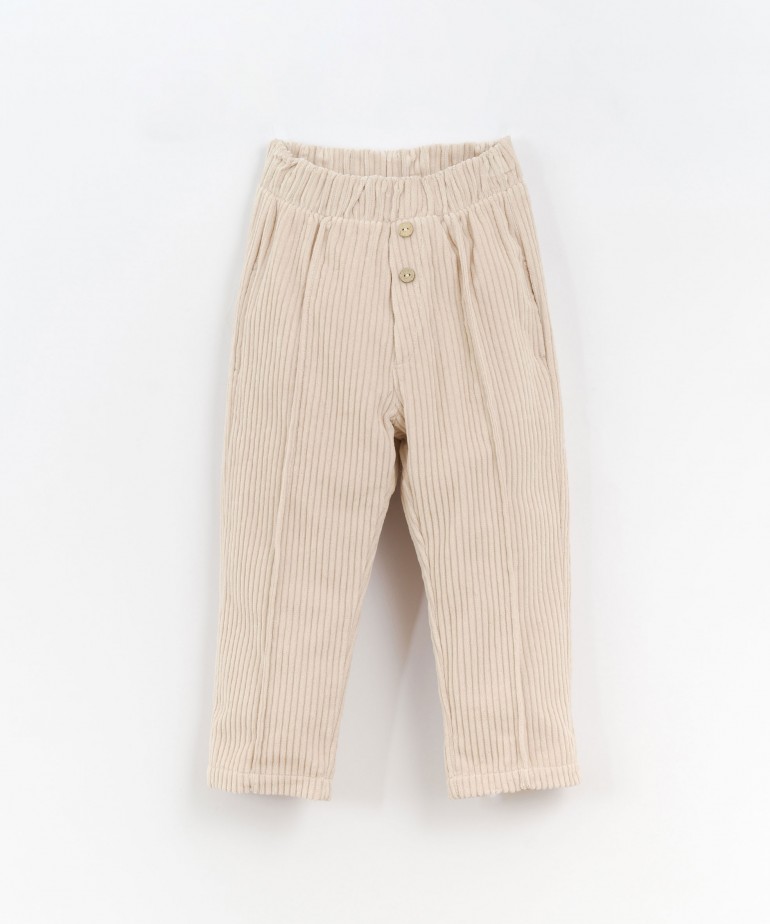 Corduroy trousers with coconut buttons