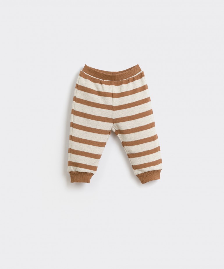 Striped leggings with carding on the inside 