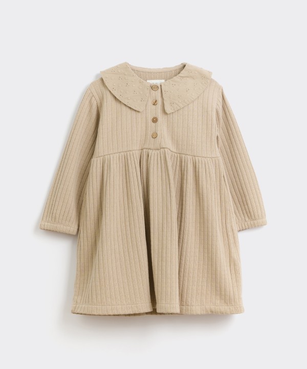 Jersey stitch dress made of recycled fibres