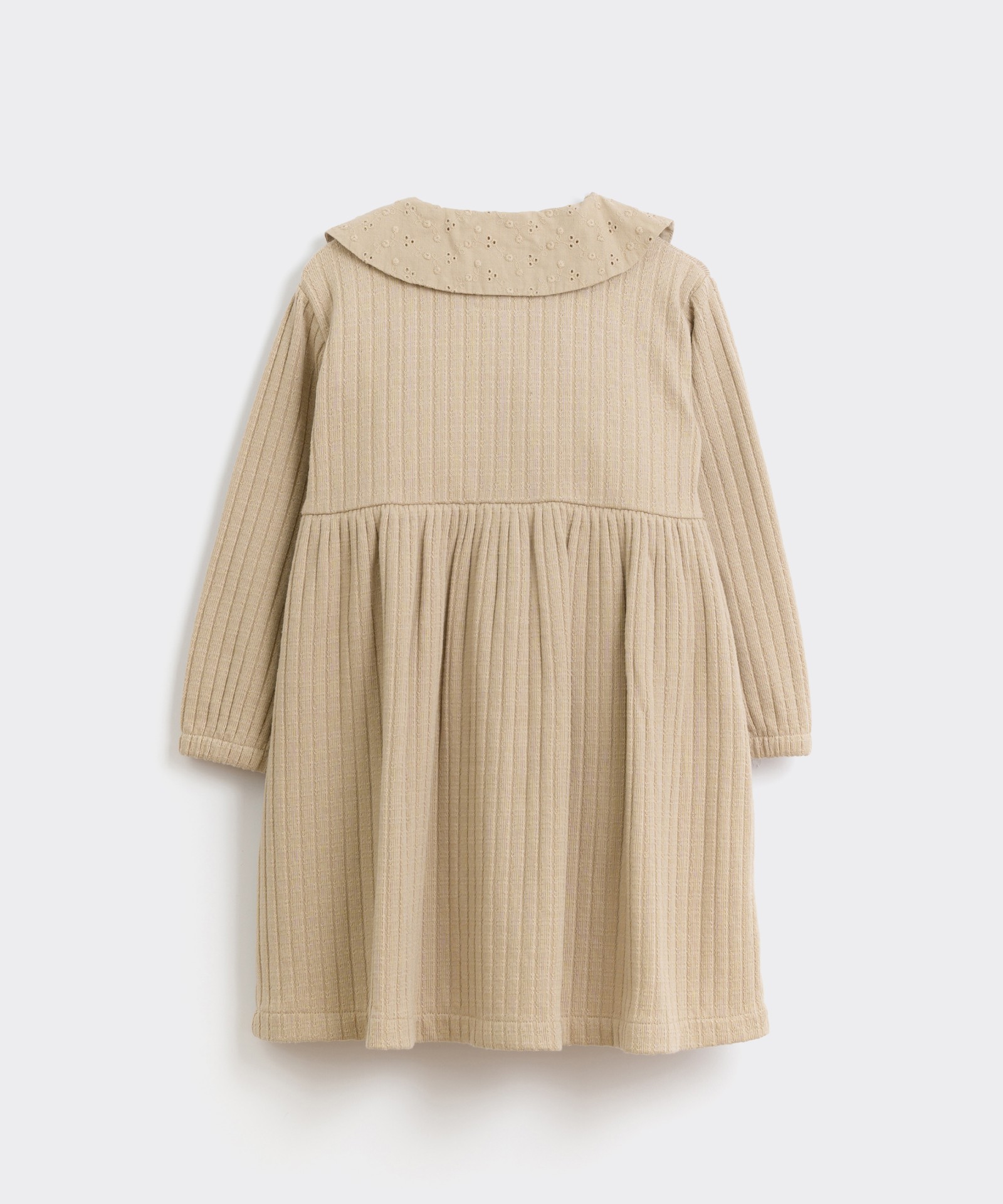 Vestido de malha com fibras recicladas
