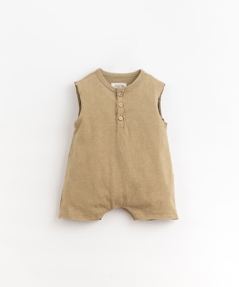 Organic cotton jumpsuit with coconut buttons