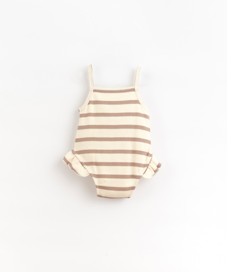 Body s riscas com alas