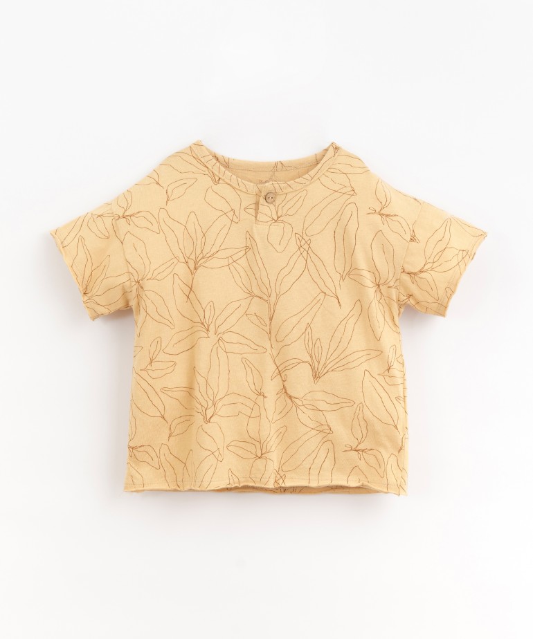 T-shirt em mistura de algodão orgânico e linho com estampado